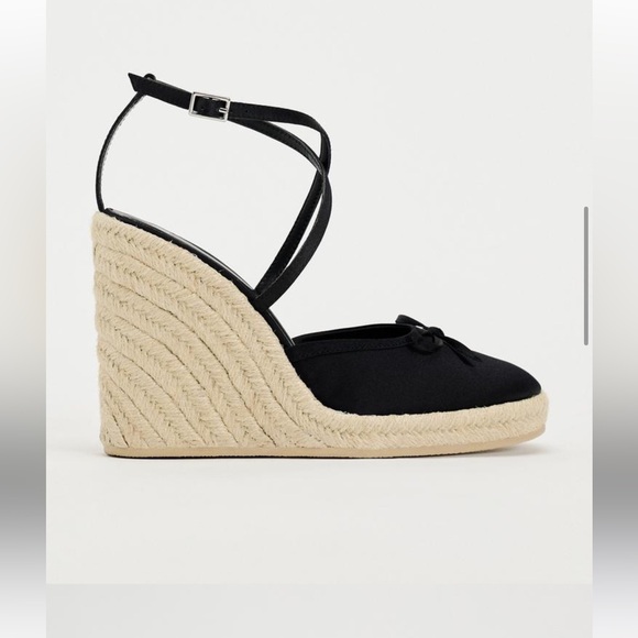 Satin Effect Wedges - Picture 6 of 8